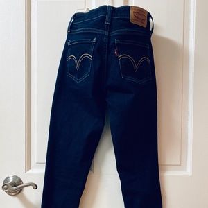 Levis Jeans 535 - Super skinny mid rise - Size 25